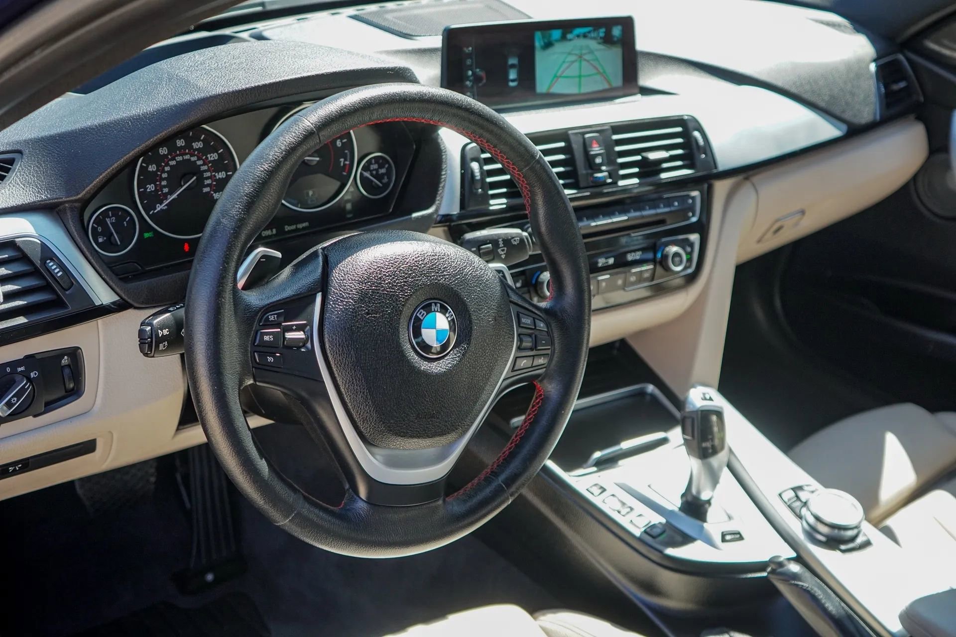 Used 2017 BMW 330e image 13