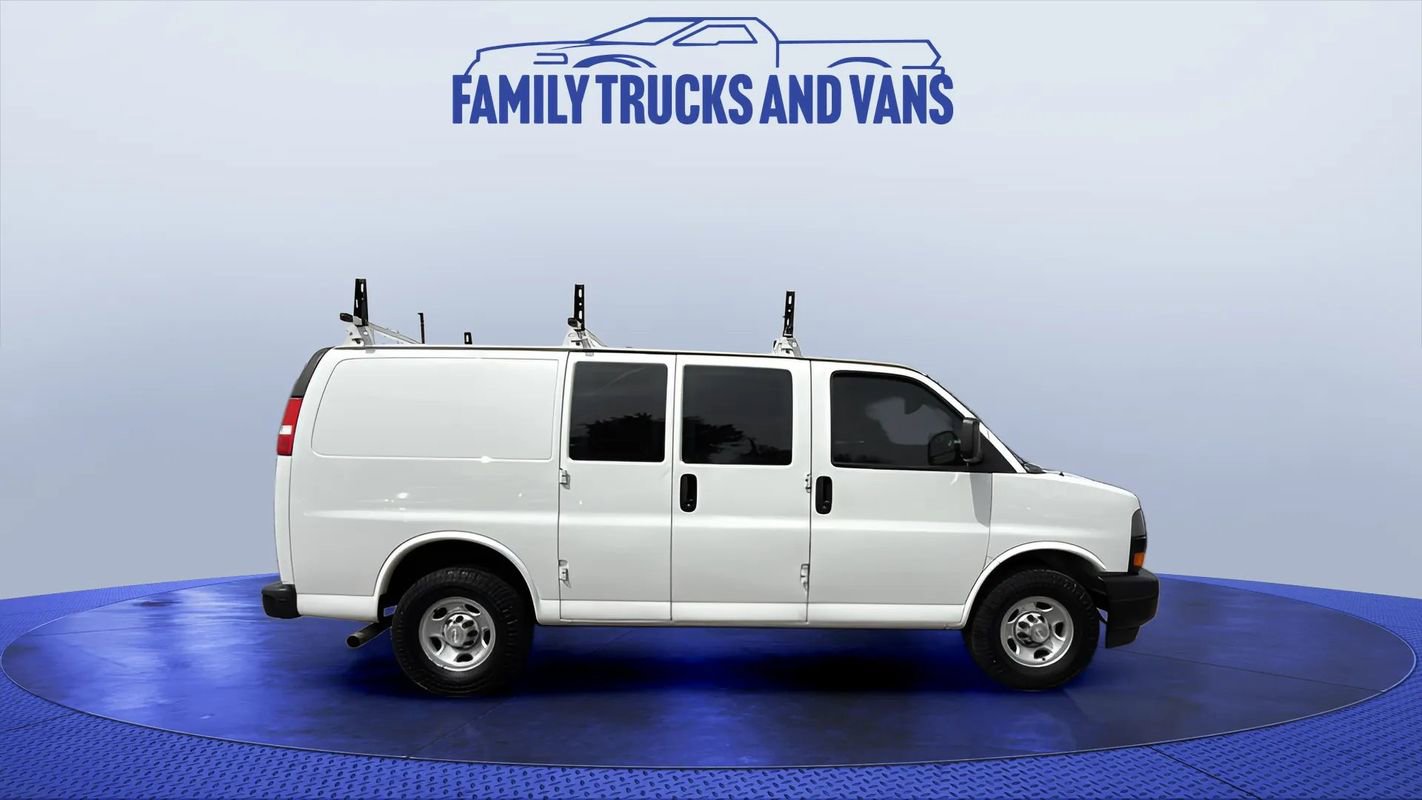Used 2019 Chevrolet Express 2500 w/ Driver Convenience Package RWD image 5