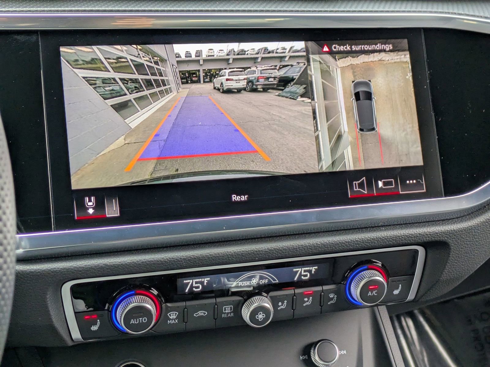 Used 2025 Audi Q3 2.0T Premium Plus w/ Premium Plus Package image 13