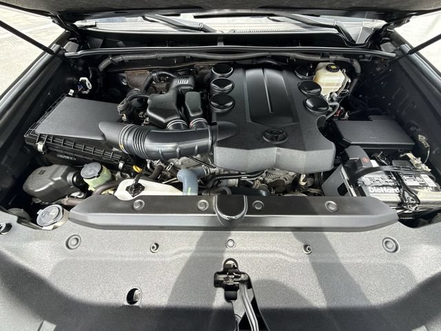 Used 2019 Toyota 4Runner Limited AWD/4WD image 27