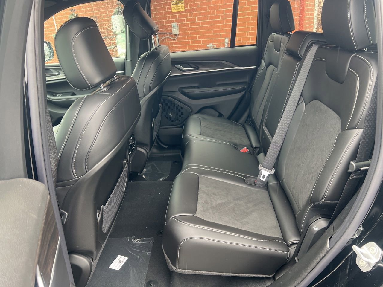 New 2026 Jeep Grand Cherokee Altitude image 16