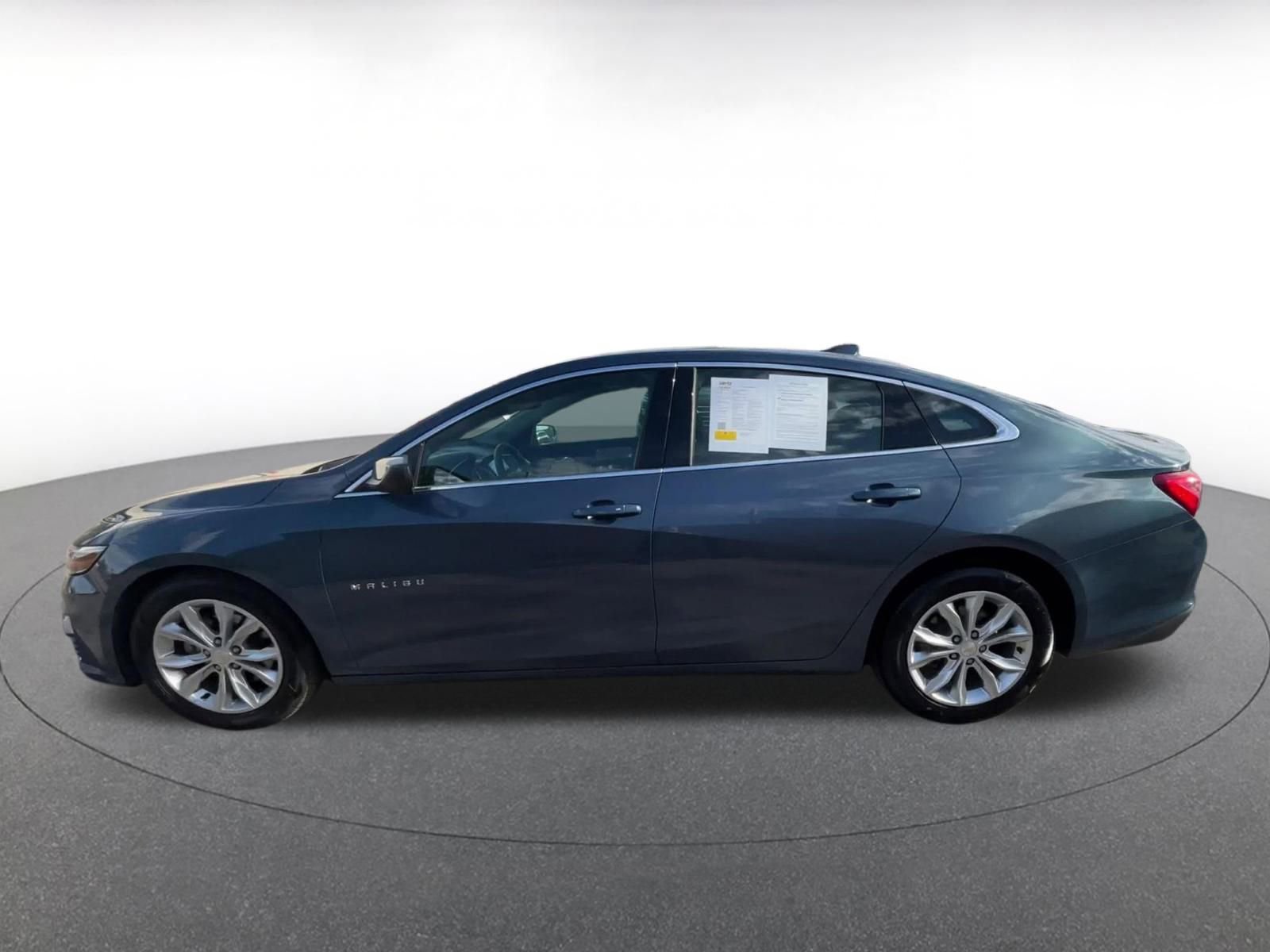 Used 2024 Chevrolet Malibu LT image 9