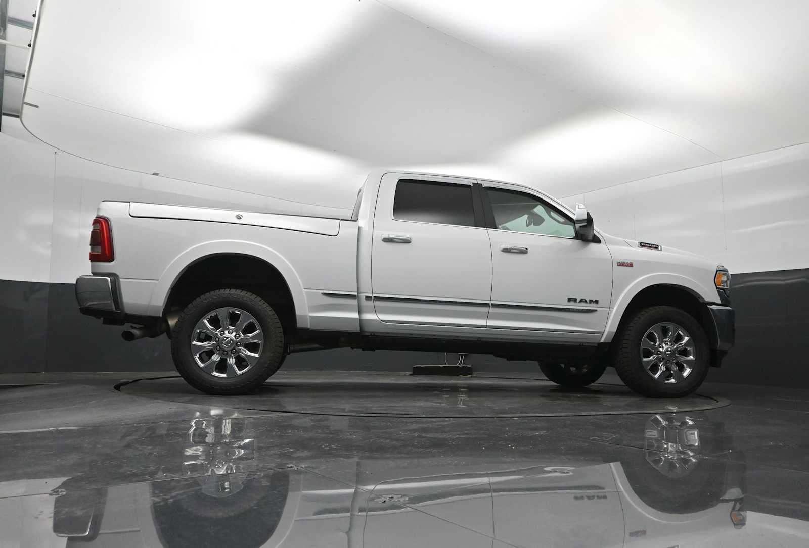 Used 2020 RAM 2500 Limited AWD/4WD image 58
