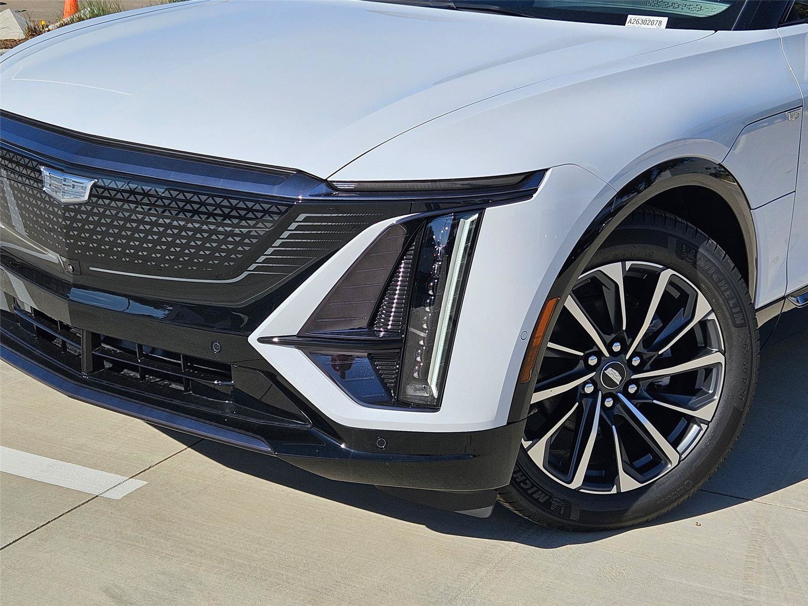 New 2026 Cadillac Lyriq Sport w/ LPO, Floor Liner Package AWD/4WD image 7