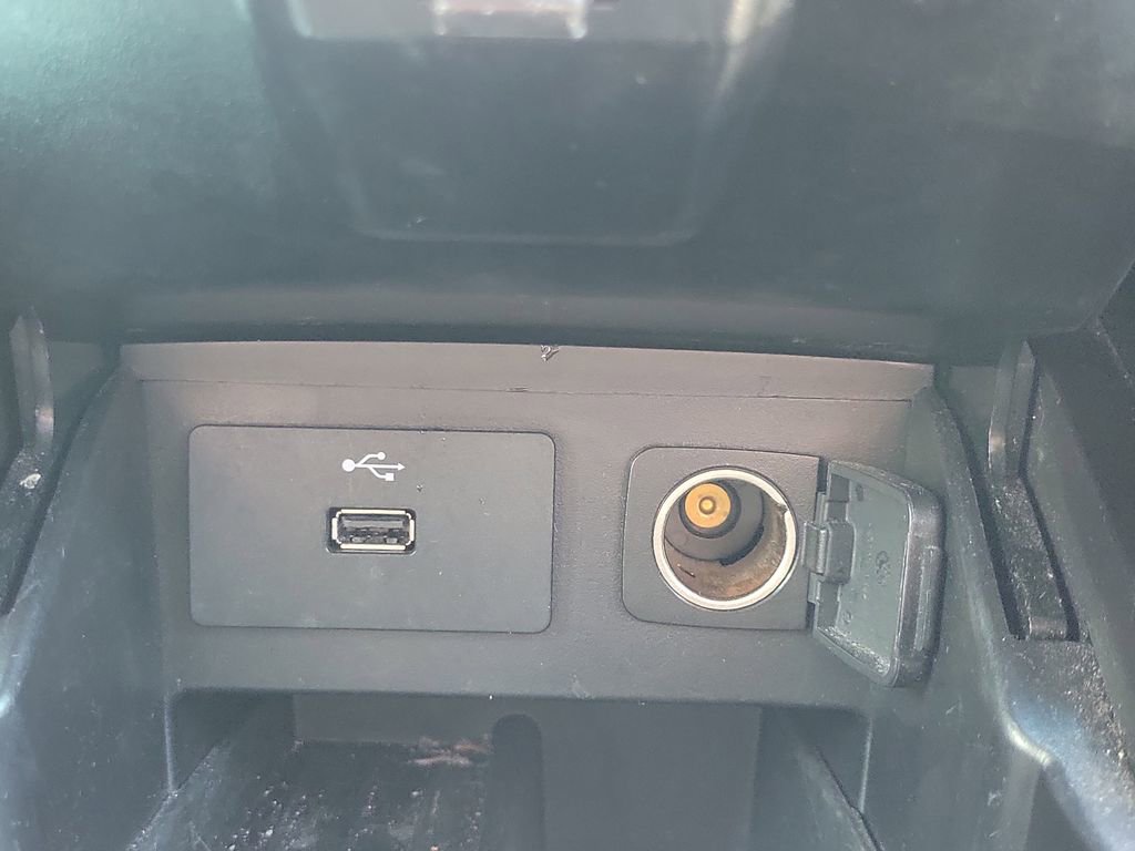 Used 2019 Ford Explorer XLT FWD image 27