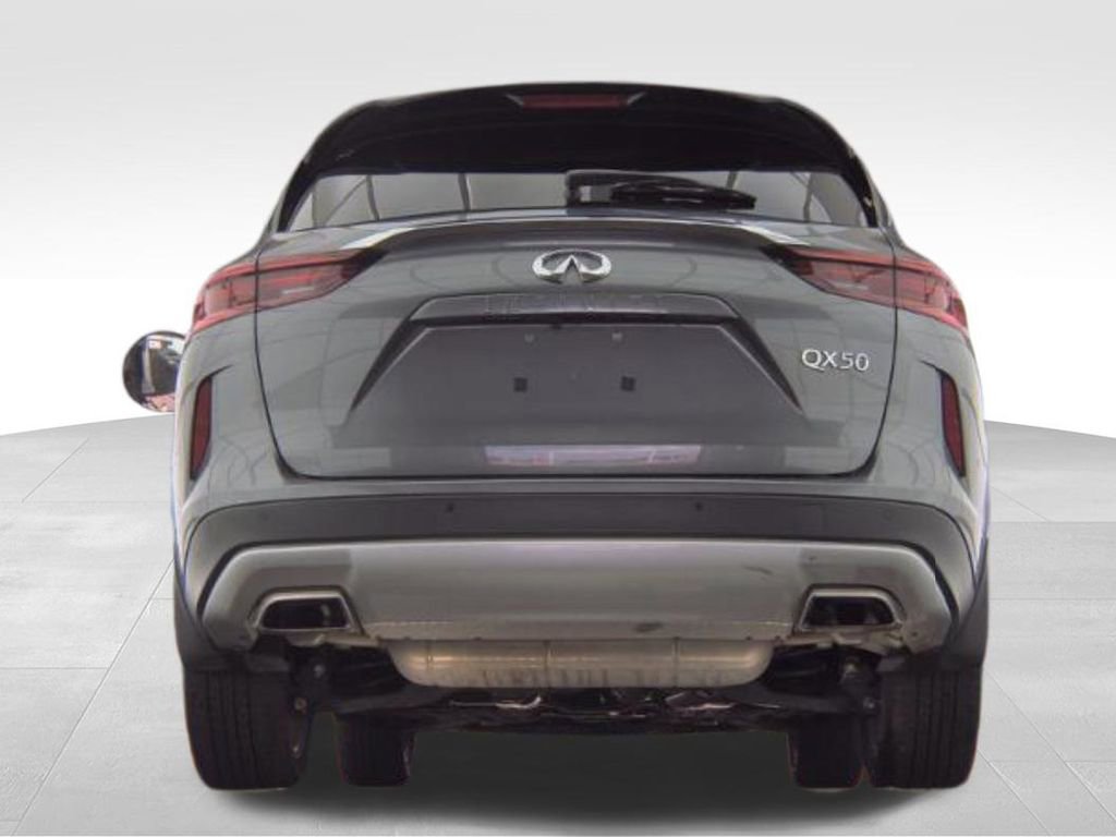 Used 2023 INFINITI QX50 Luxe image 9