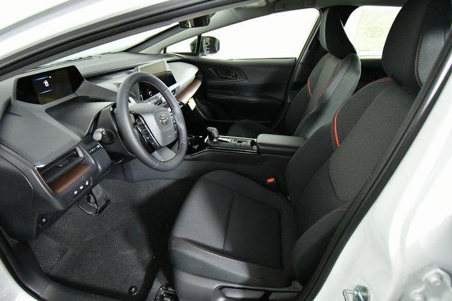 New 2026 Toyota Prius Plug-In Hybrid image 5