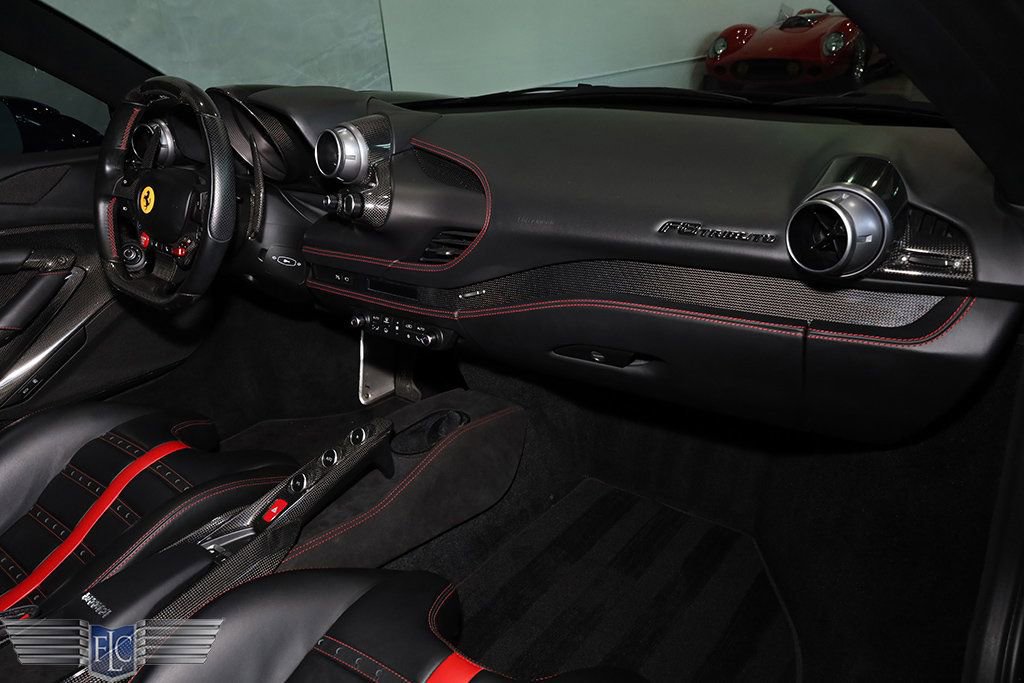 Used 2020 Ferrari F8 Tributo image 21