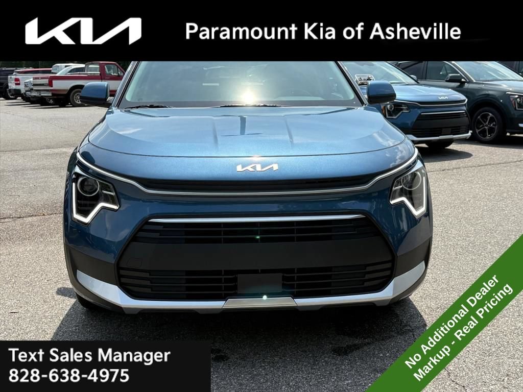 New 2026 Kia Niro FWD image 2