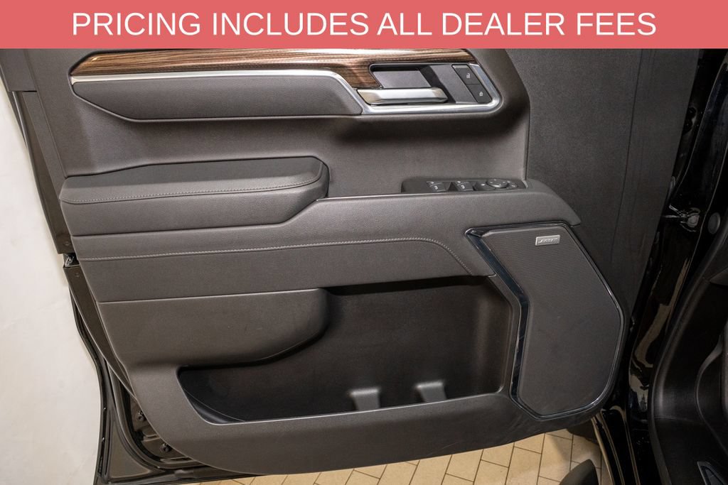 Used 2025 Chevrolet Silverado 1500 LT Trail Boss w/ Convenience Package II AWD/4WD image 12