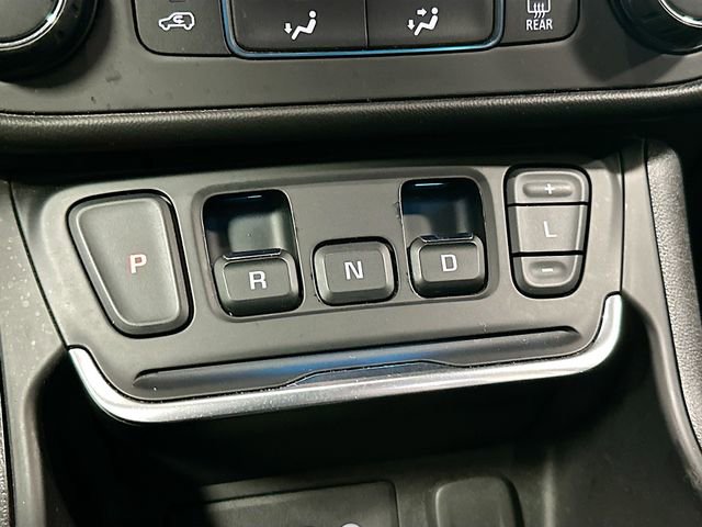 Used 2020 GMC Terrain SLE w/ Elevation Edition image 17