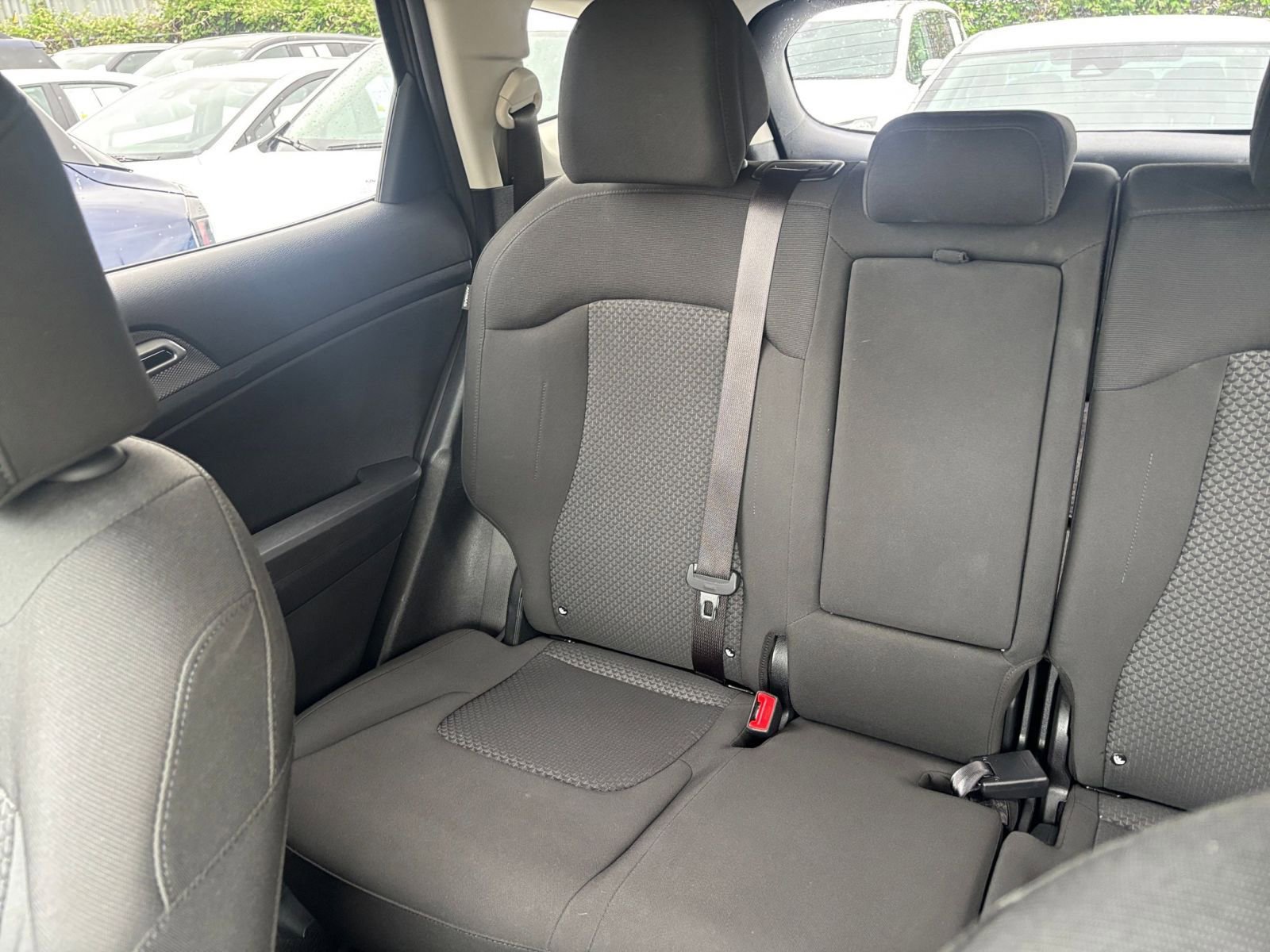 Used 2025 Kia Sportage LX image 38