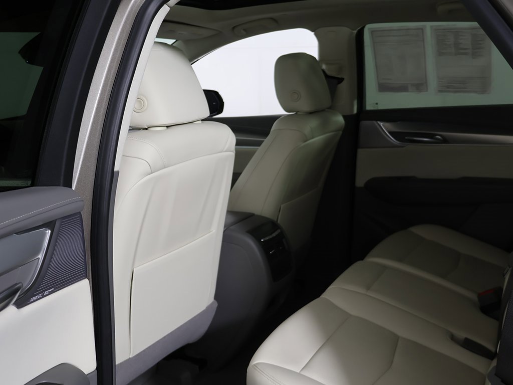 Used 2023 Cadillac XT5 Premium Luxury image 30