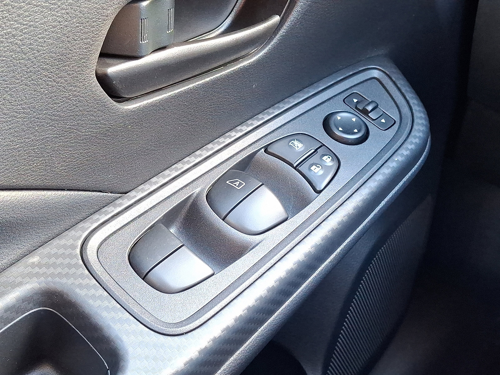 Certified 2024 Nissan Versa S image 27