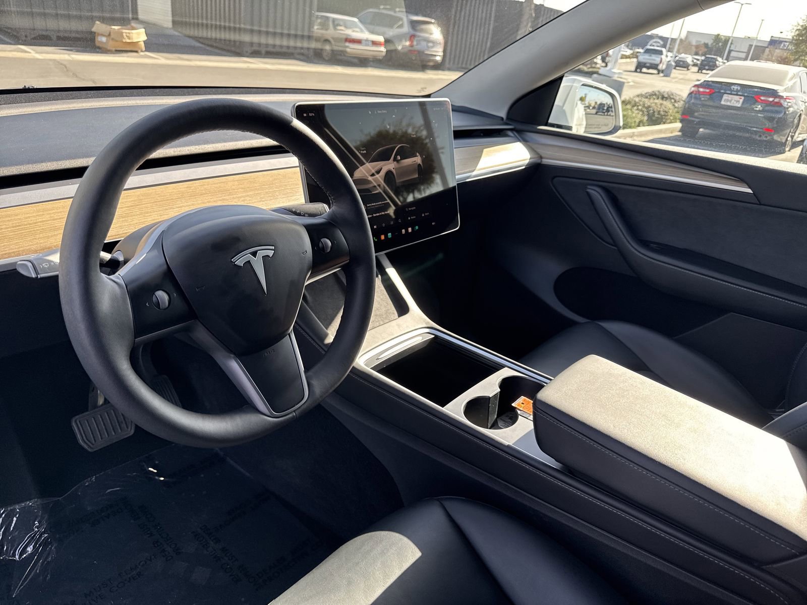 Used 2023 Tesla Model Y Long Range image 13