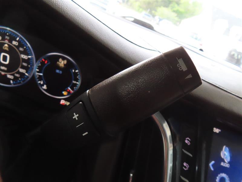 Used 2015 Cadillac Escalade ESV Luxury RWD image 26