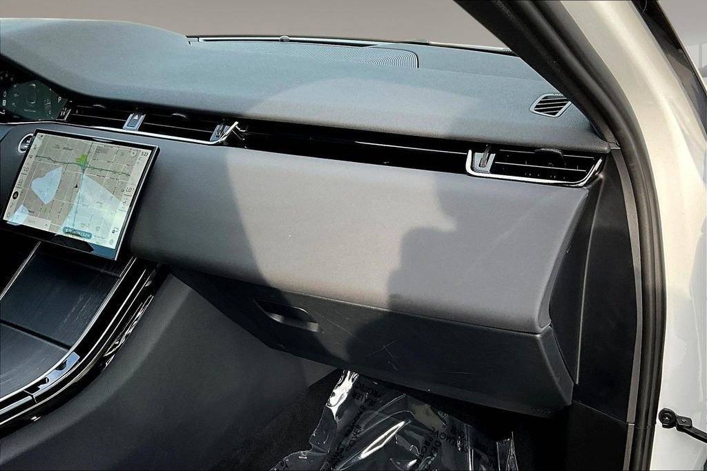 Certified 2025 Land Rover Range Rover Evoque S image 24