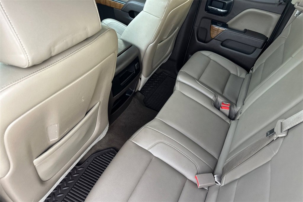 Used 2015 GMC Sierra 2500 SLT w/ Driver Alert Package image 13