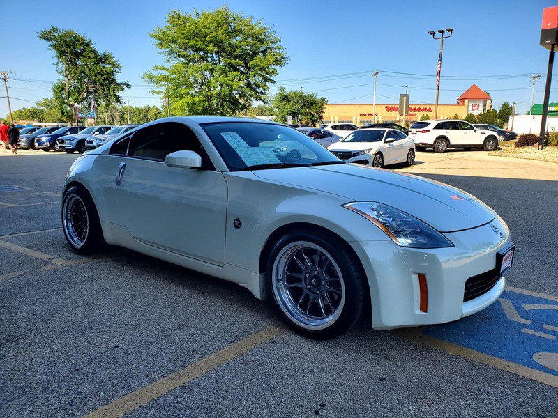 Used 2003 Nissan 350Z Touring RWD image 3