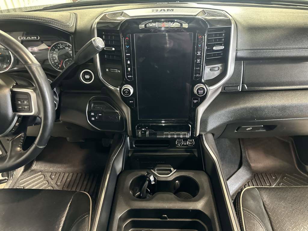 Used 2020 RAM 3500 Laramie image 18
