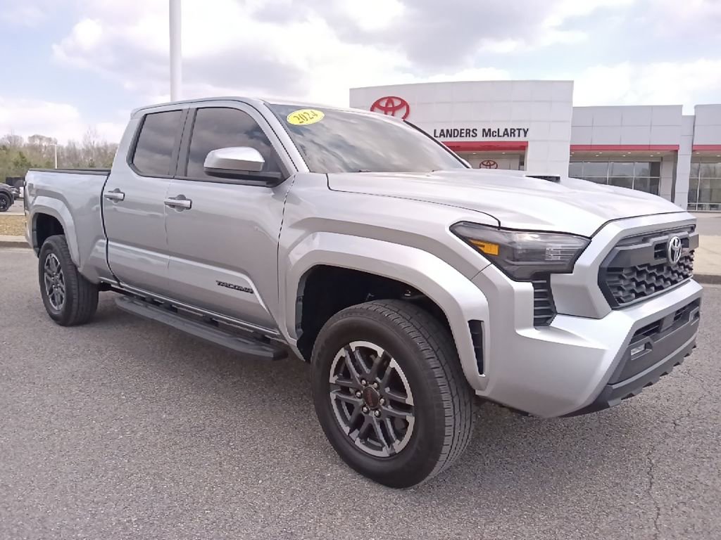 Used 2024 Toyota Tacoma TRD Sport image 1
