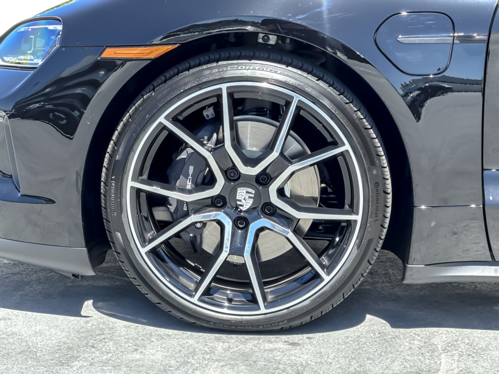 New 2026 Porsche Taycan RWD image 25