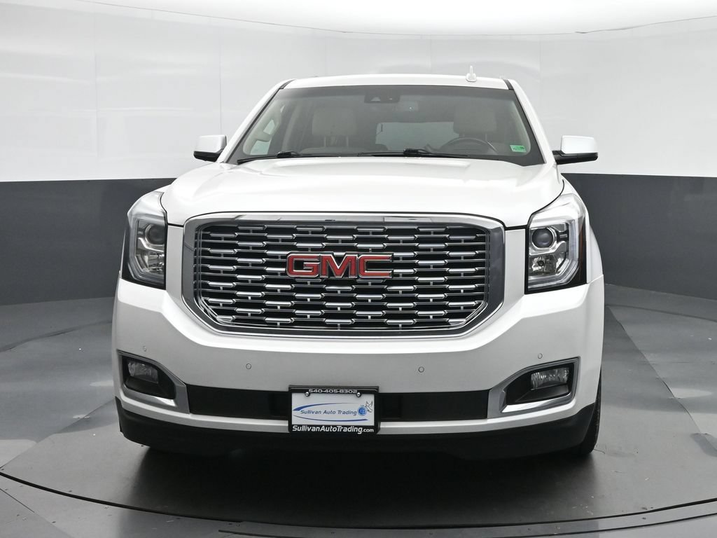 Used 2019 GMC Yukon XL Denali w/ Denali Ultimate Package AWD/4WD image 2