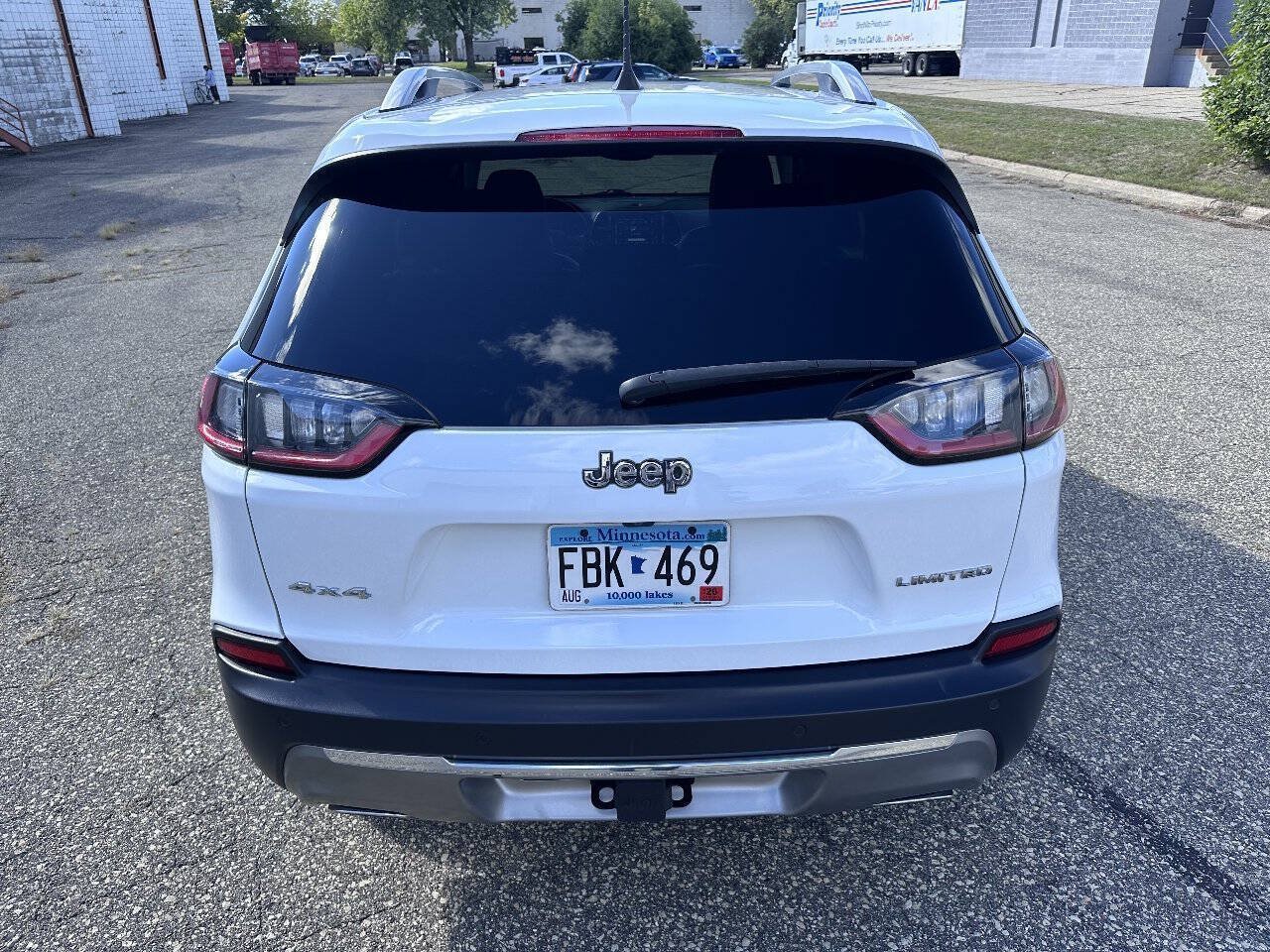 Used 2020 Jeep Cherokee Limited w/ Trailer Tow Group AWD/4WD image 4