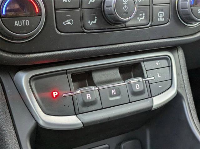 Used 2024 GMC Terrain SLT w/ Tech Package image 14