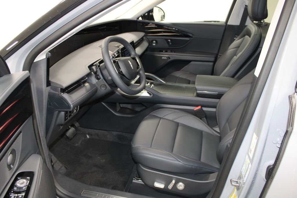 New 2026 Lincoln Nautilus Premier w/ Equipment Group 102A image 21