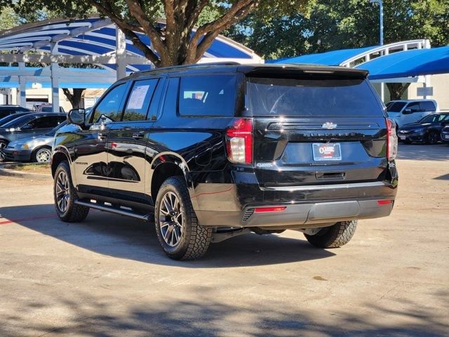 Used 2023 Chevrolet Suburban Z71 w/ Luxury Package image 3