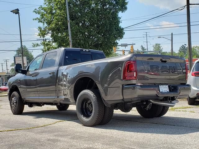 New 2026 RAM 3500 Laramie w/ Night Edition AWD/4WD image 3