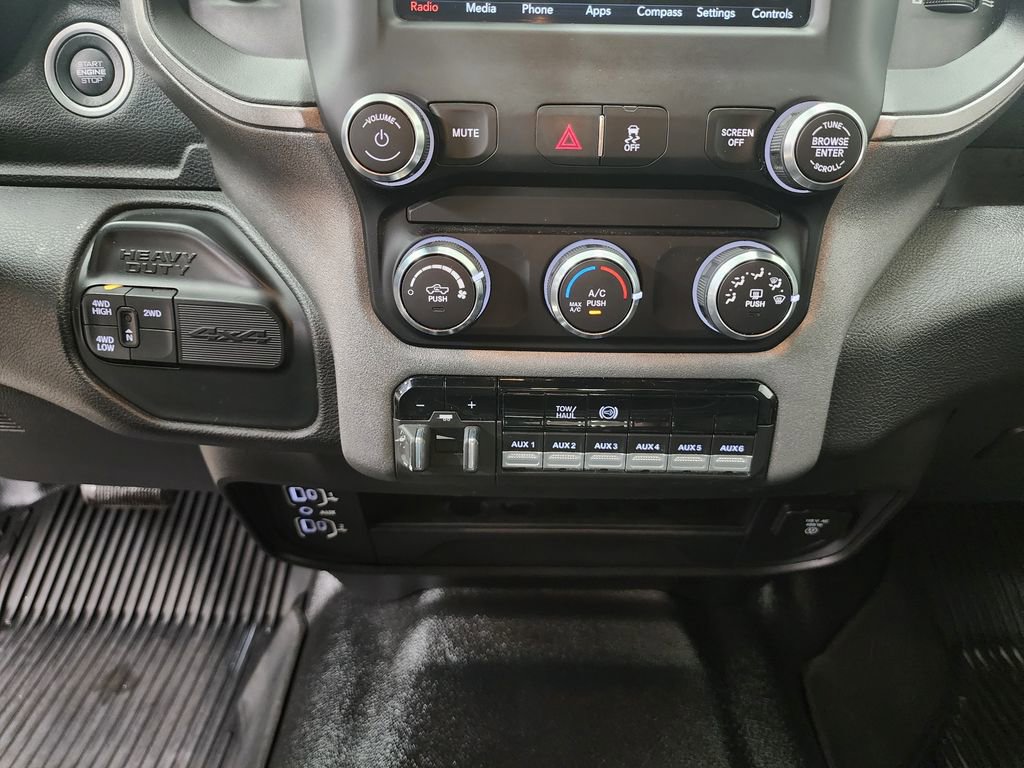 Used 2021 RAM 3500 Tradesman w/ Chrome Appearance Group image 12