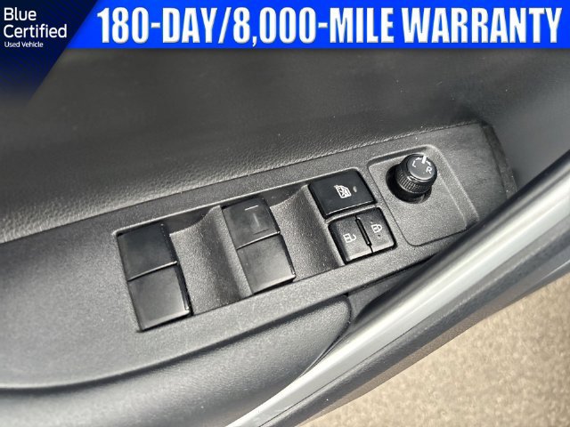 Used 2023 Toyota Corolla Cross XLE w/ Convenience Package FWD image 22