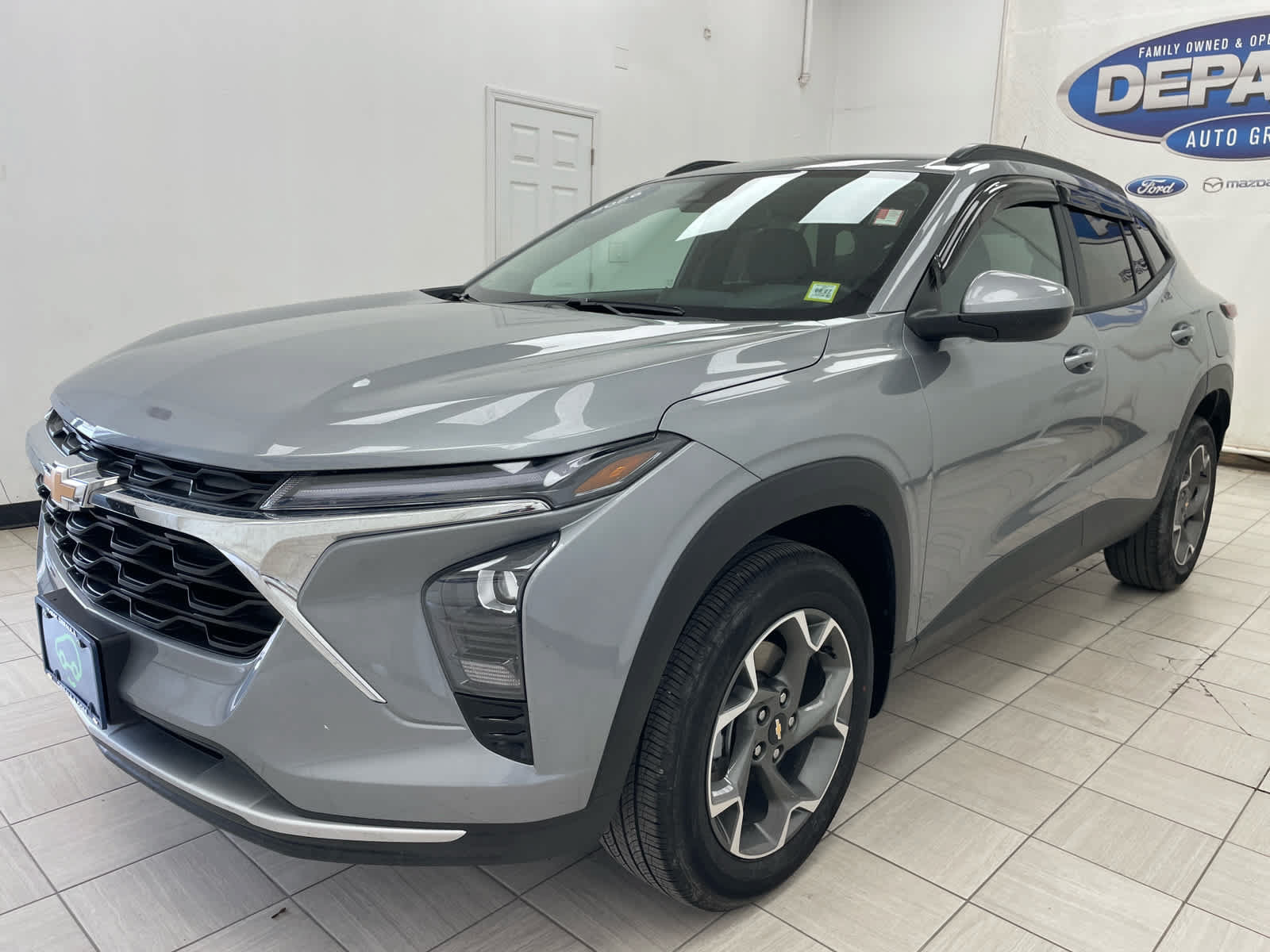 Used 2026 Chevrolet Trax LT w/ Driver Confidence Package FWD image 16