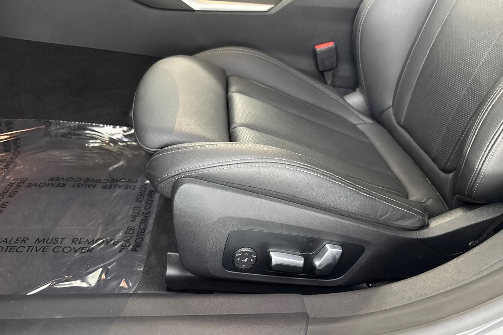 Certified 2023 BMW i4 eDrive40 w/ Premium Package RWD image 15