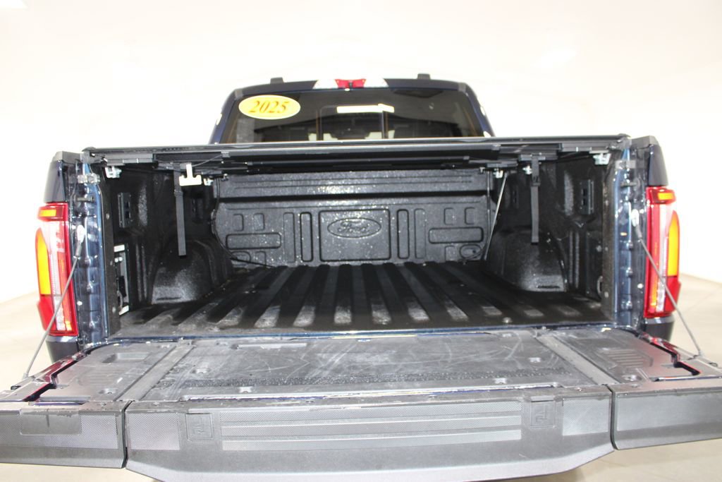 Used 2025 Ford F150 Platinum AWD/4WD image 11