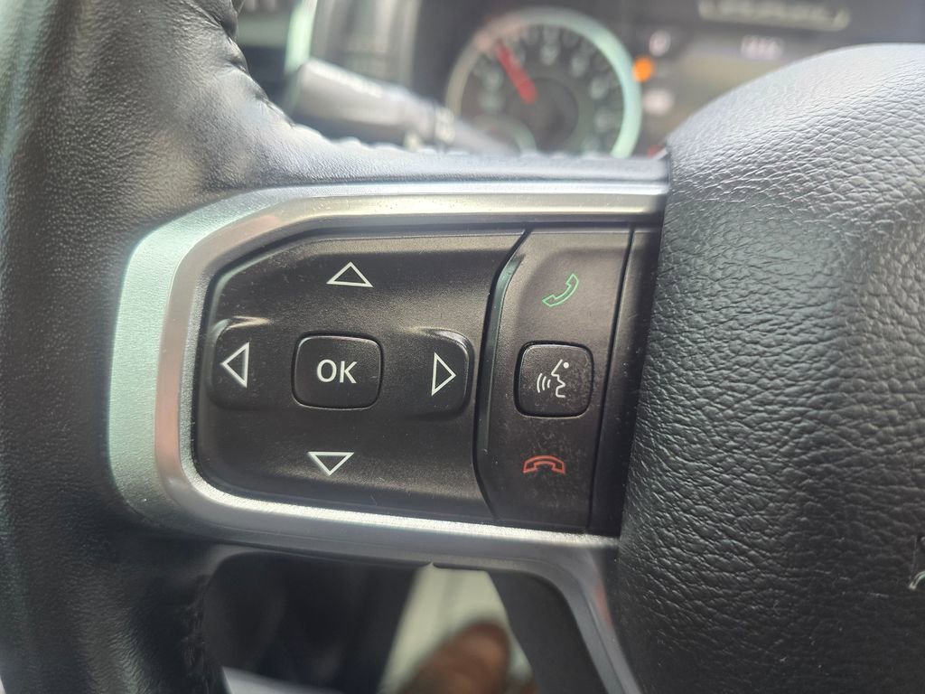 Used 2023 RAM 1500 Laramie AWD/4WD image 11
