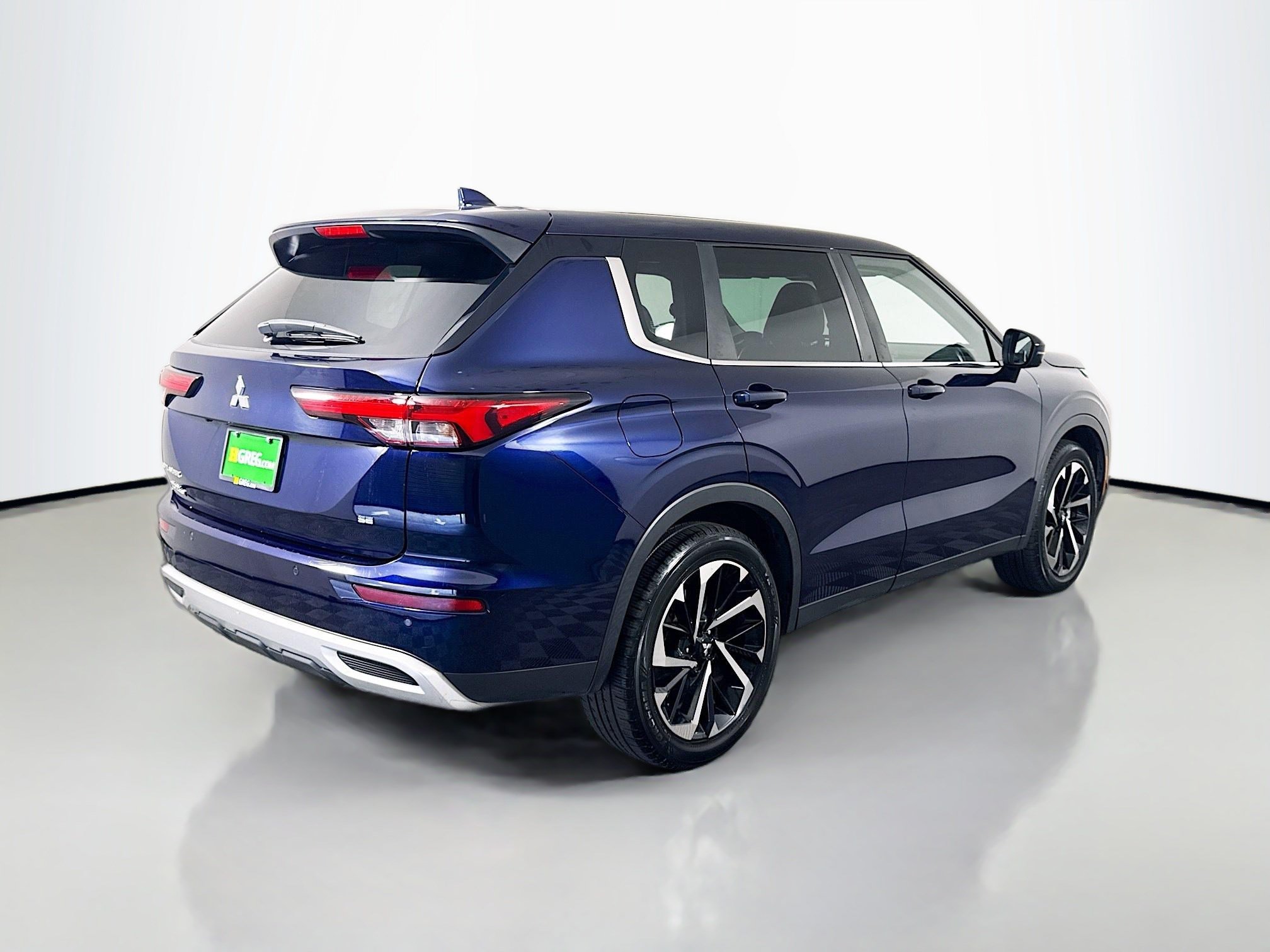 Used 2022 Mitsubishi Outlander SE FWD image 10