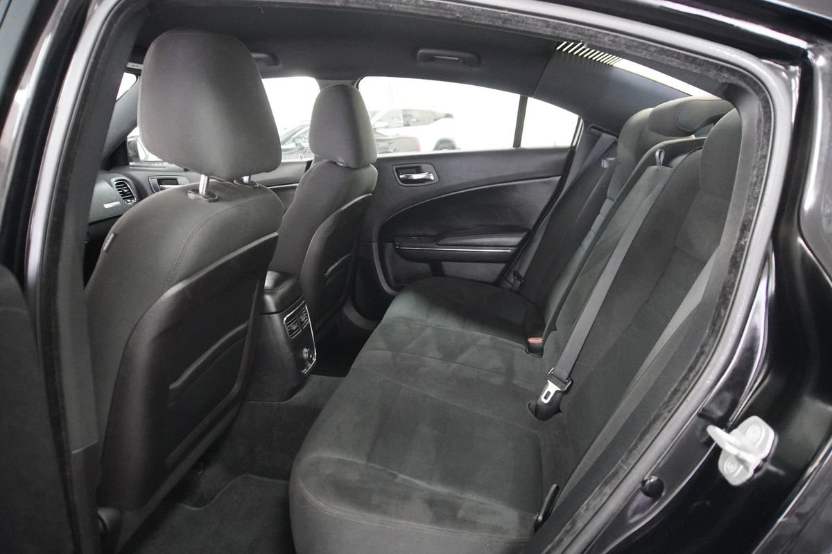 Used 2013 Dodge Charger SE w/ Connectivity Group RWD image 11