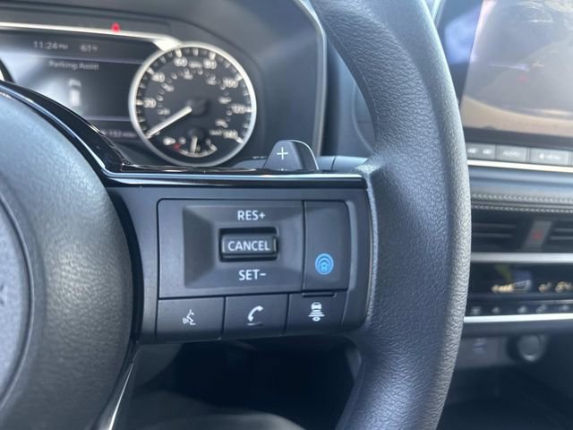 Used 2023 Nissan Rogue SV FWD image 28