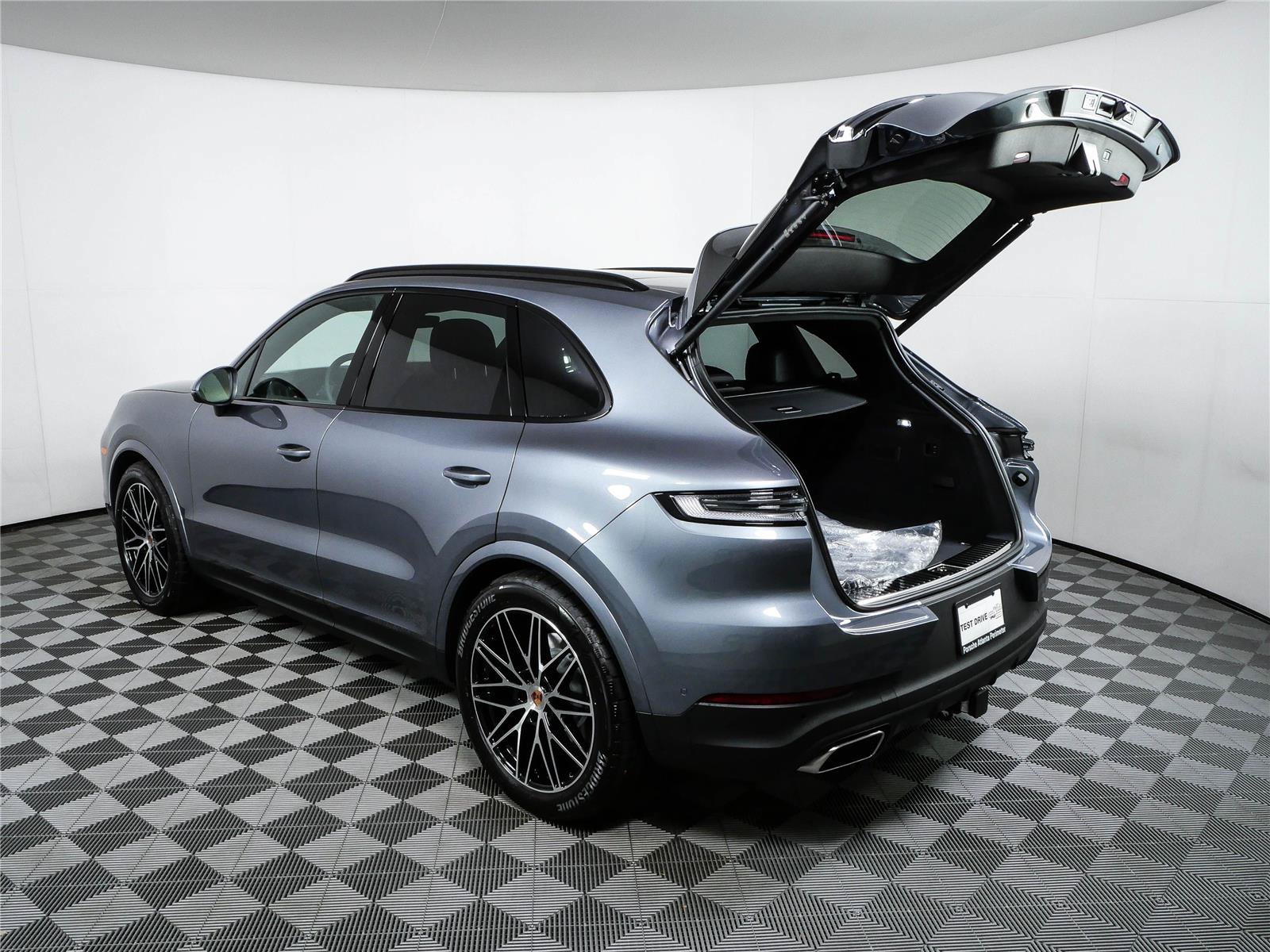 New 2026 Porsche Cayenne AWD/4WD image 35