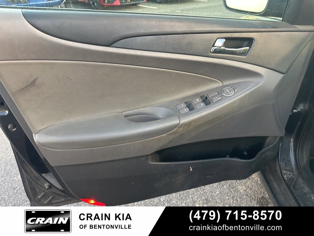 Used 2013 Hyundai Sonata SE image 11