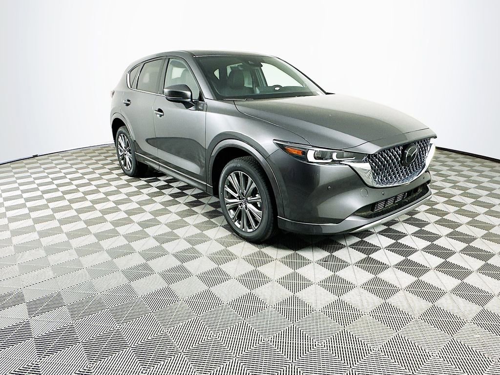 New 2025 MAZDA CX-5 Signature image 2