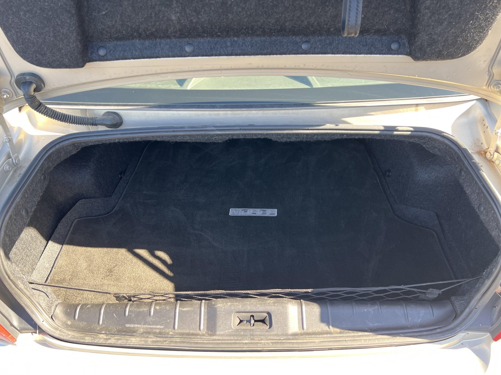 Used 2009 Chevrolet Malibu LTZ w/ Rear Power Package FWD image 25