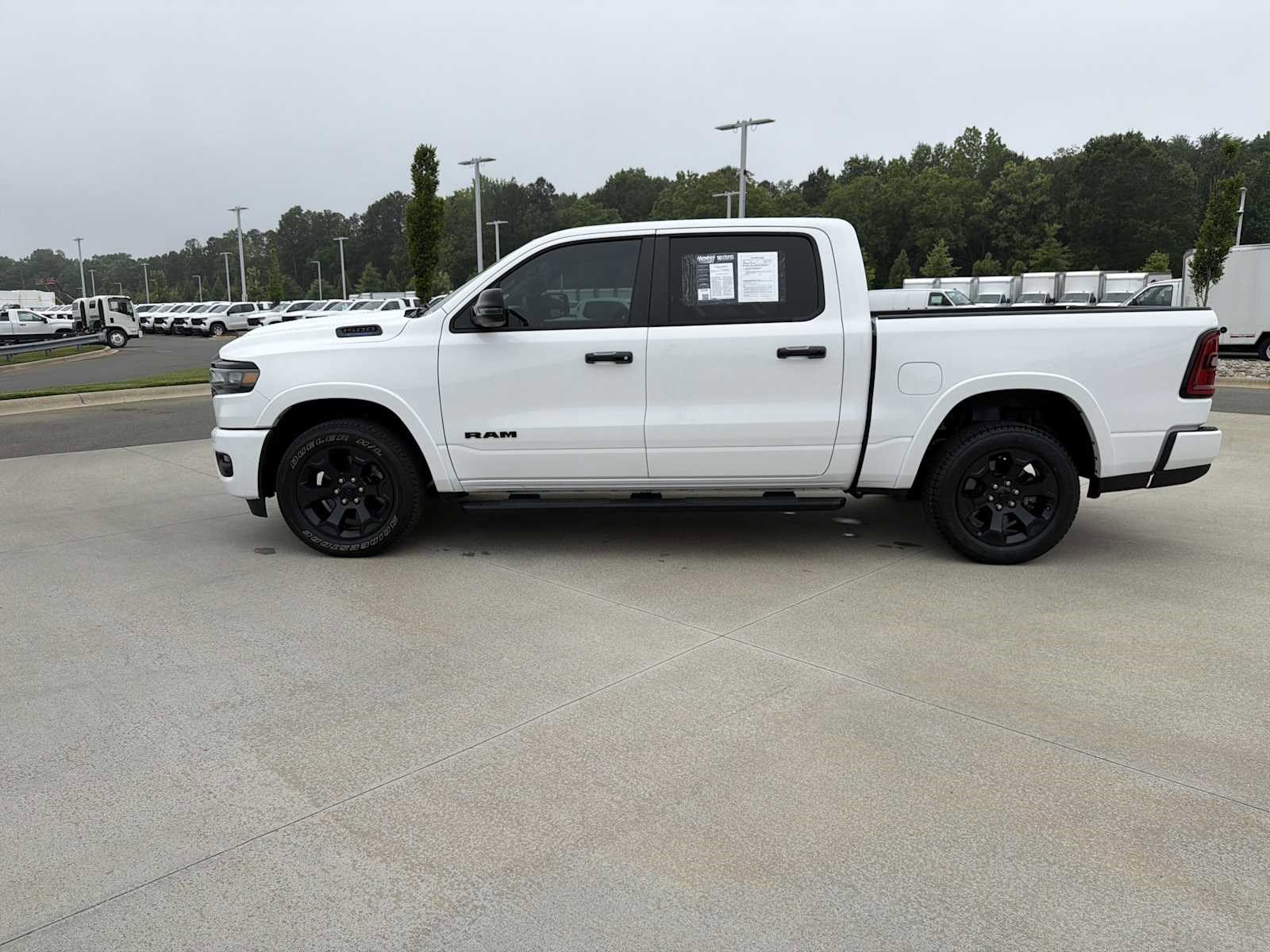 Used 2025 RAM 1500 Big Horn AWD/4WD image 19