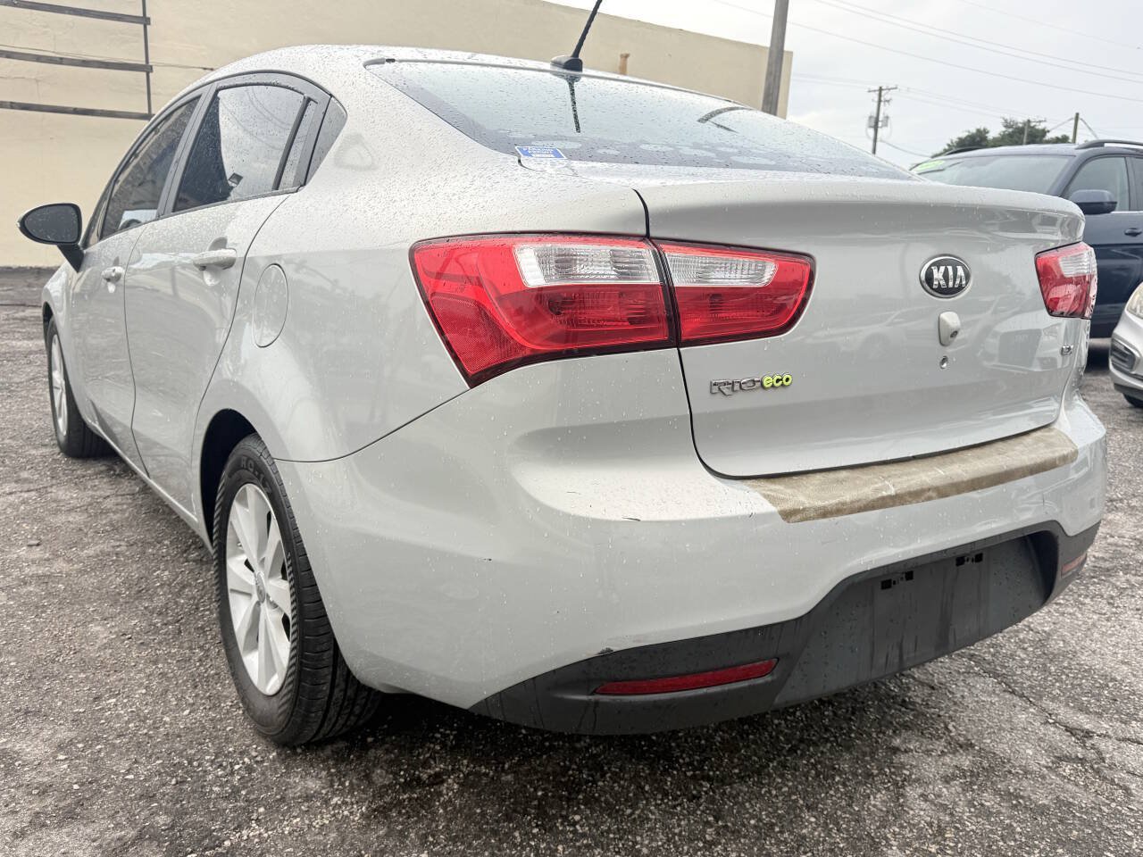 Used 2013 Kia Rio EX w/ Convenience Pkg FWD image 5