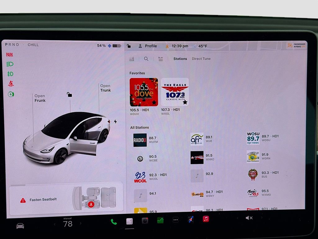 Used 2022 Tesla Model 3 Long Range image 33