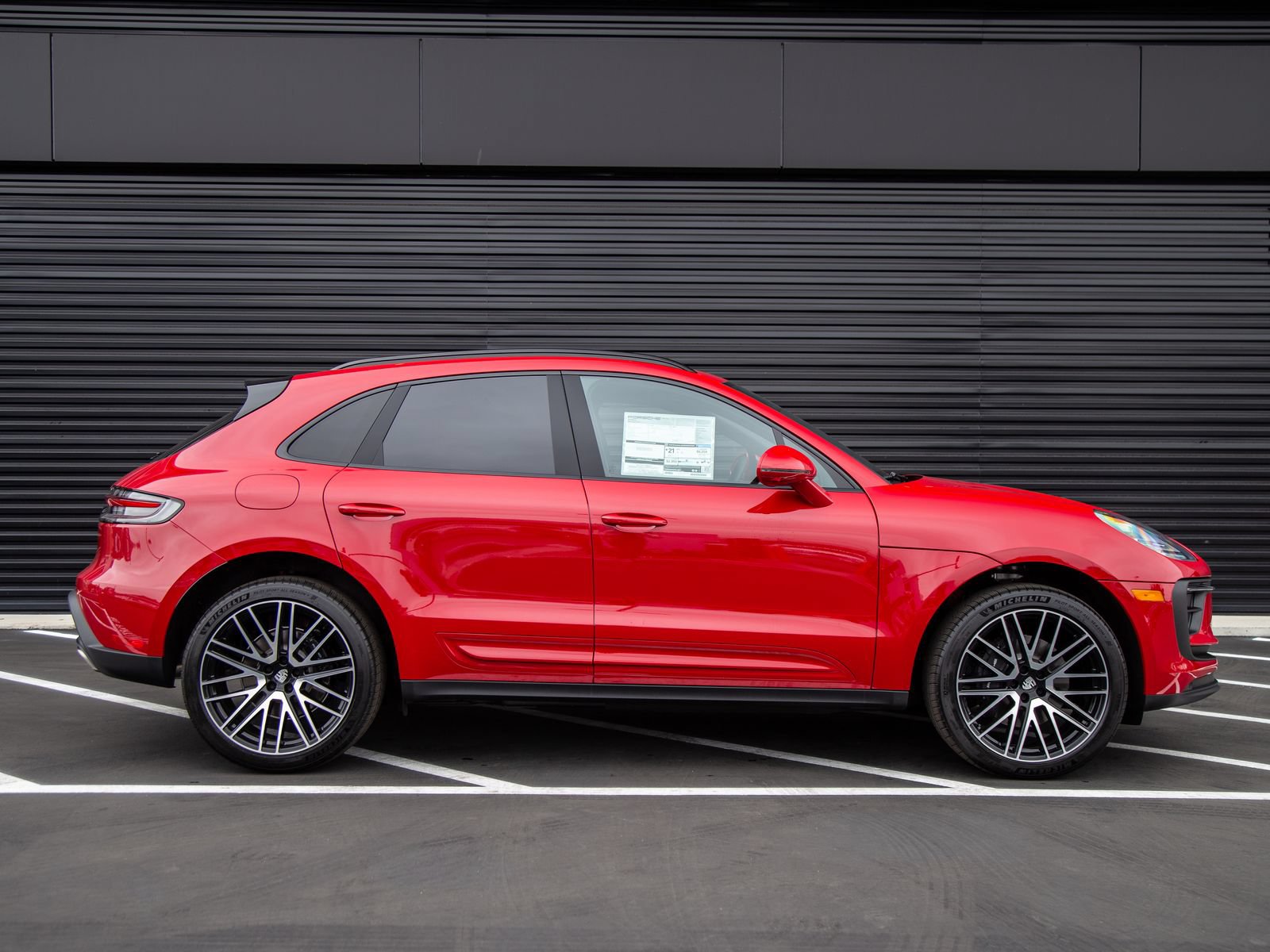 New 2026 Porsche Macan AWD/4WD image 8