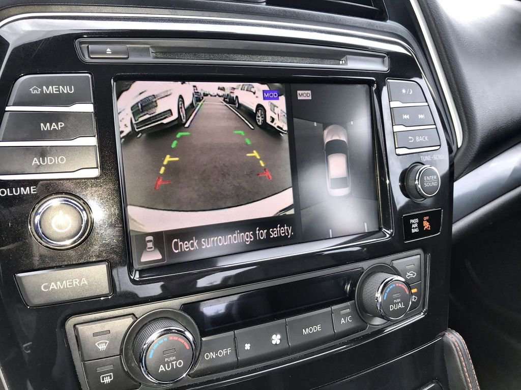 Used 2023 Nissan Maxima SR w/ Sport Mat Group image 17